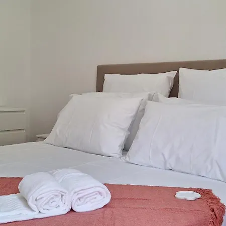 Chill By The Sea- Apartman