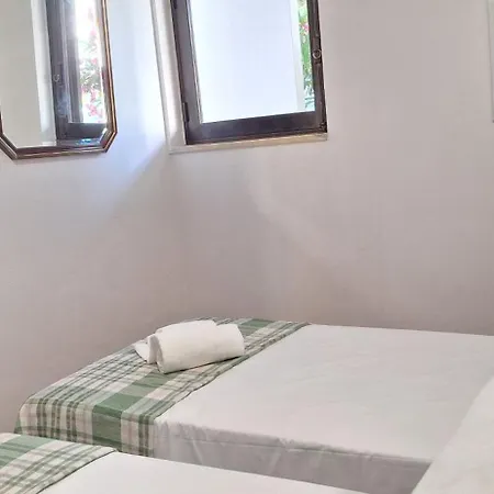 Chill By The Sea- Apartman